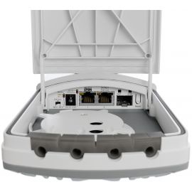 Медіаконвертер MikroTik FTC21-UPS 2xSFP 2.5G, 2xGE